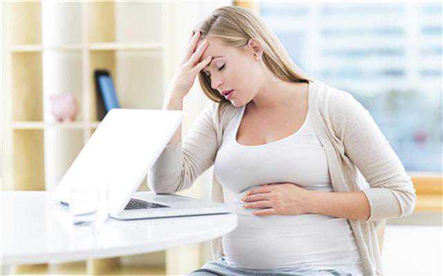 怀孕时腰酸还可以判断出生男生女，宝妈们可否相信呢